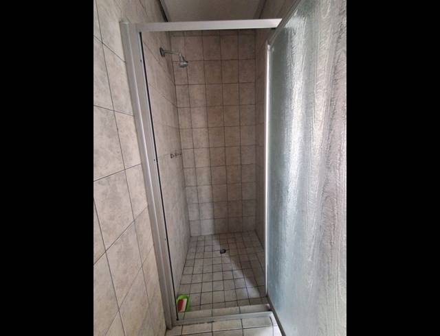 5 BEDROOM HOUSE FOR SALE IN VEREENIGING CENTRAL